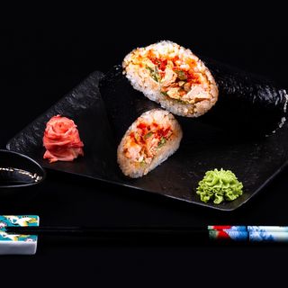 სუშიკო ბურიტო ორაგულით