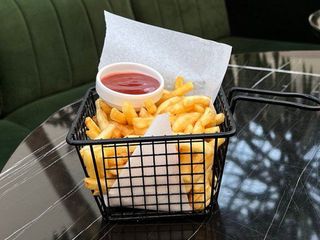 Картопля фрі 150/30г