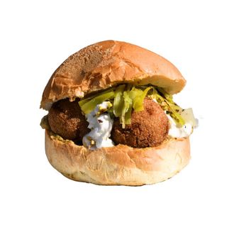 BOLOGNA BURGER - Polpette, squacquerone, pesto pistacchi, erbe e granella
