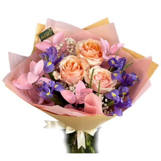 Buchet de trandafiri si iris