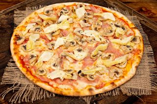 Pizza Capriciosa