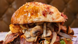 Pieczarki z cebulką - dodatek do Lumbera