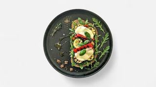 Light cheese veggie tost
