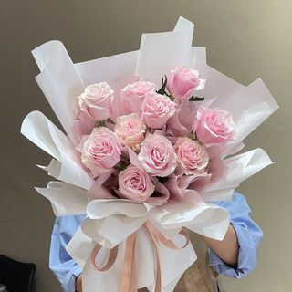 Buchet 11 trandafiri roz