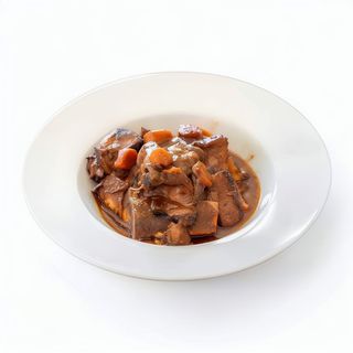 Plato estilo rotos de rabo de toro desmigado