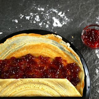 Палачинка със сладко от горски плодове (280г)