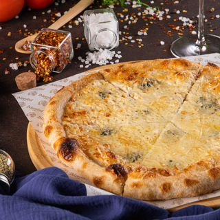 Пицца "Пять сыров"