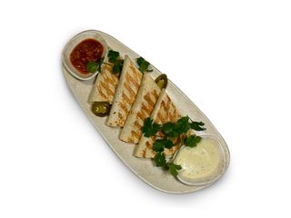 Кесадилья с курицей (450г)