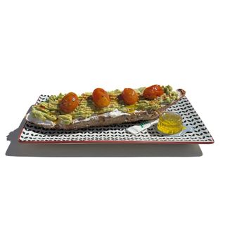 Tostada Aguacate, philadelphia y tomate