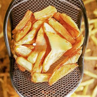 Patate stick o fresche gig. fritte