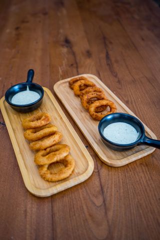 ხრაშუნა ხახვის რგოლები