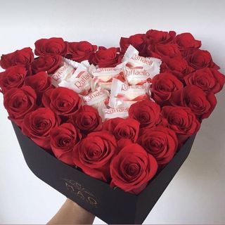 Cœur rouge avec chocolat rafaello