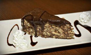 Tort de biscuiti cu ciocolata