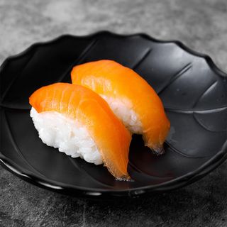 Nigiri Salmón 2 Piezas