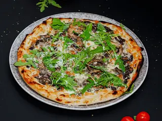 22. Pizza De Trufa (33 Cm.)