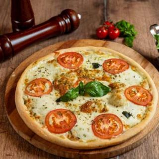 Pizza Caprese 30 cm (OFERTA 1+1)