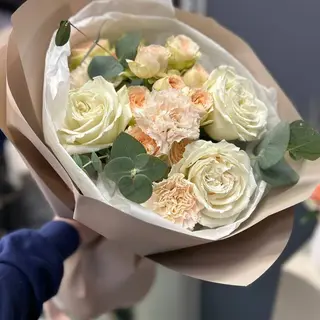 букет на смак флориста на 1000 грн