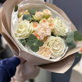 букет на смак флориста на 1000 грн