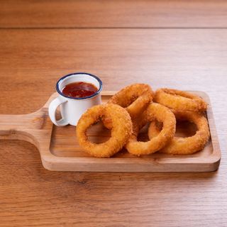 ხახვის რგოლები ტკბილ-ცხარე სოუსით