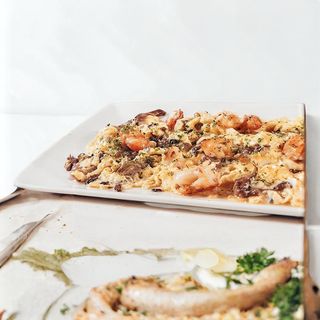 Revuelto De Setas Con Gambas