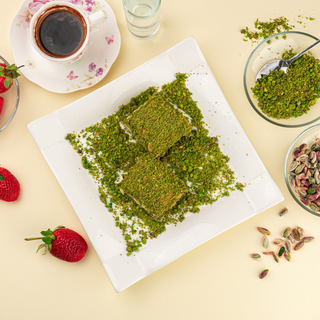 Молочная баклава с фисташками шт