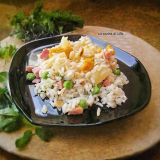 14. Riso con pinoli e ananas