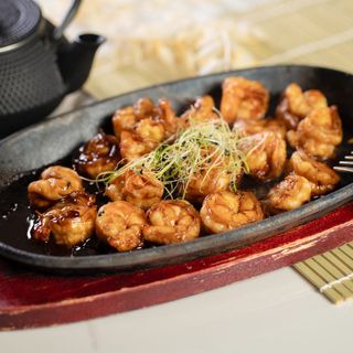 Langostinos en Salsa a la Plancha