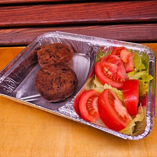 BOX polpette di melanzane,lattuga e pomodori