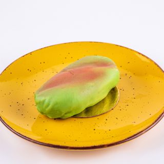 корпусное пирожное фисташка