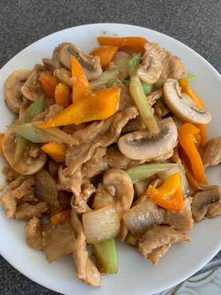 Cerdo Con Champiñones