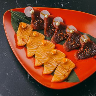 Sashimi mixto (10 piezas)