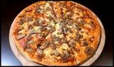 Chili Bolognaise Beef Pizza