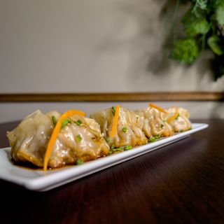 Gyosas caseras mixtas (RES Y CERDO)(4 UNDS)