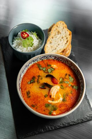 Том-Ям з морепродуктами