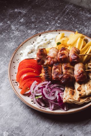 Plato De Pollo Con Tocino