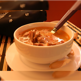 Turecki rosół z mięsem