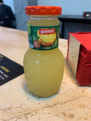 Zumo Piña