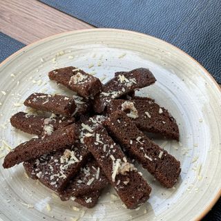 Garlic croutons with Parmesan cheese