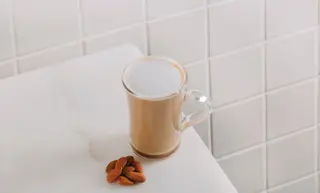 Galão c/ bebida de amêndoa 