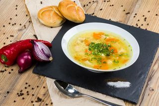 Supa de pui cu taitei