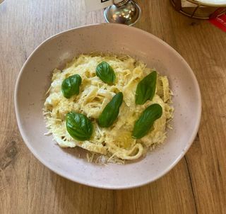 Дуже сирна паста 