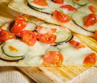 Pizza verdure al spicchio 