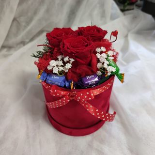 Flower box (trajna ruža i bomboni) 42