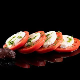 Салата Капрезе 350г