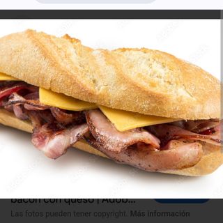 Bacon, tomate, queso cheddar