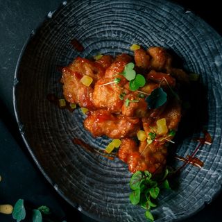 Хрупкаво пиле със сладко-кисел сос