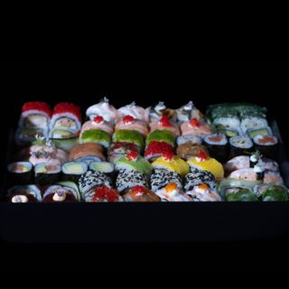 Intouchable Hy Sushi