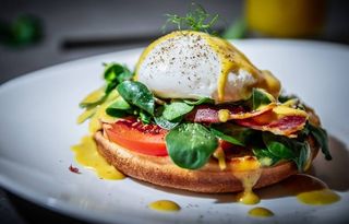 Ouă Benedict