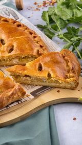 Пирог с индейкой и белокочанной капустой