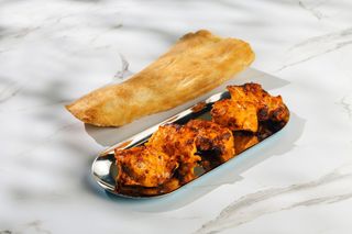 ქათმის მწვადი შოთის პურით